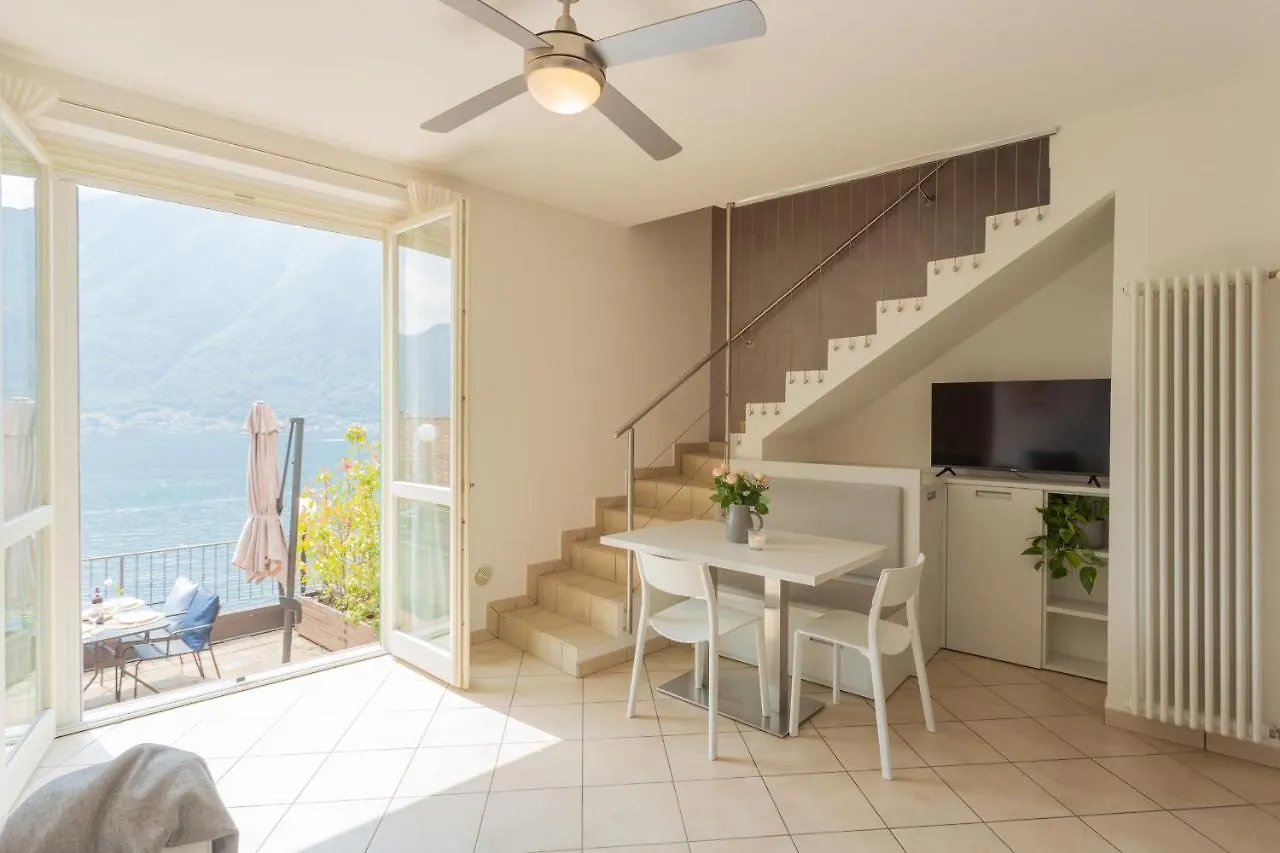 Blue Bliss Apartment By Rent All Como Colonno Italy