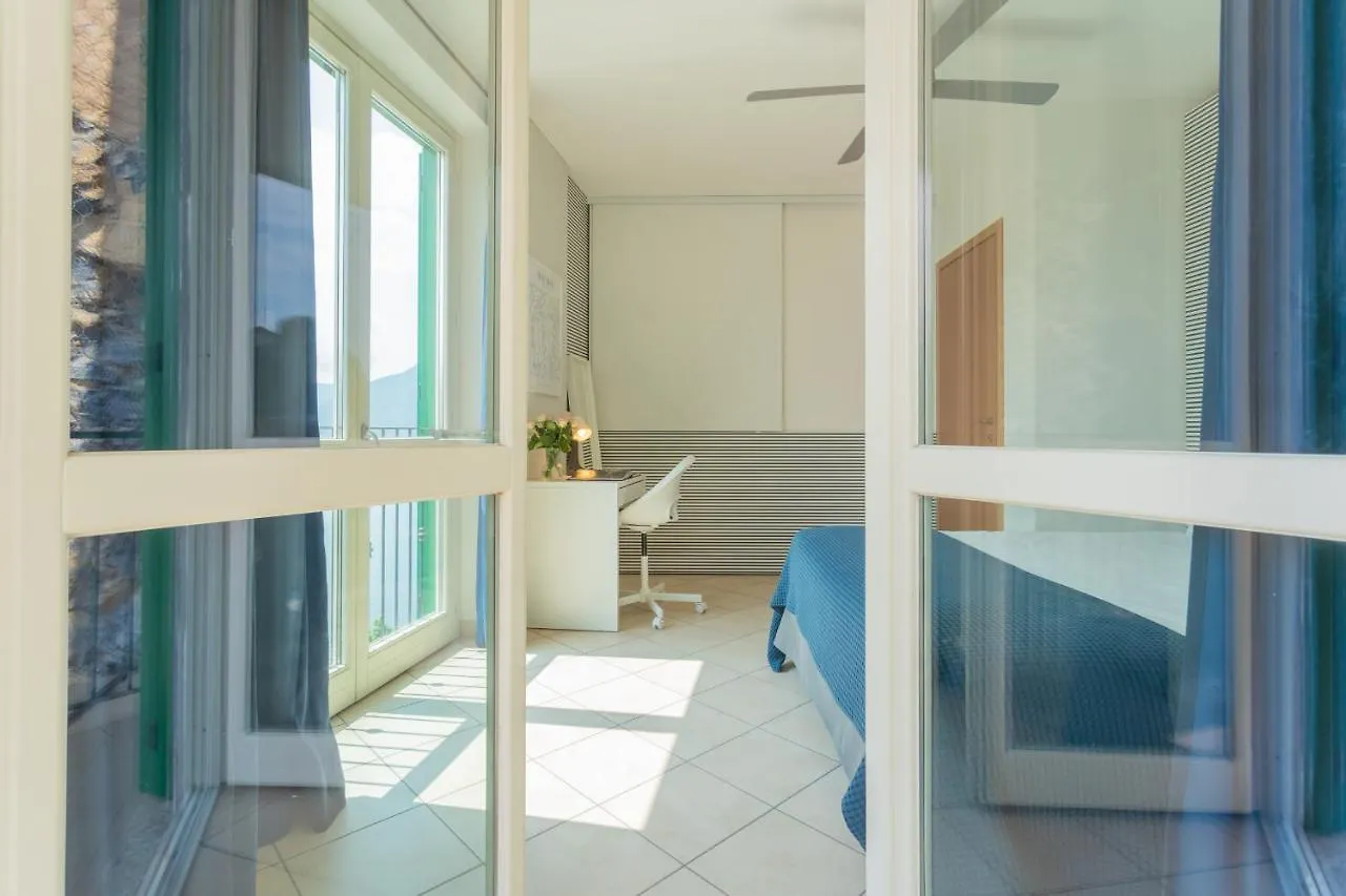Blue Bliss Apartment By Rent All Como Colonno