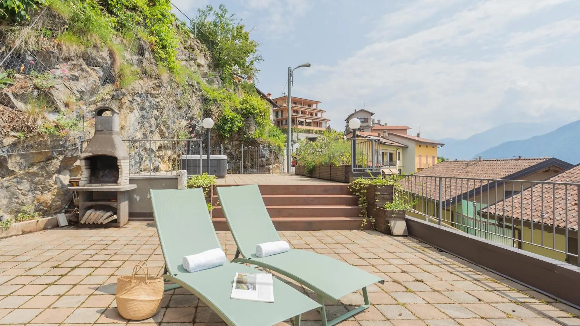 Colonno Blue Bliss Apartment By Rent All Como