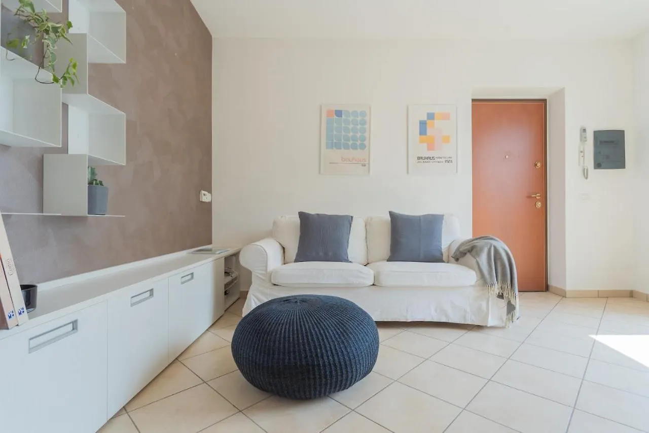 Blue Bliss Apartment By Rent All Como Colonno İtalya