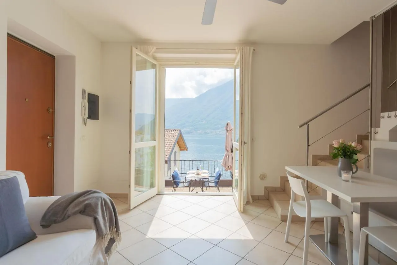 Blue Bliss Apartment By Rent All Como Colonno